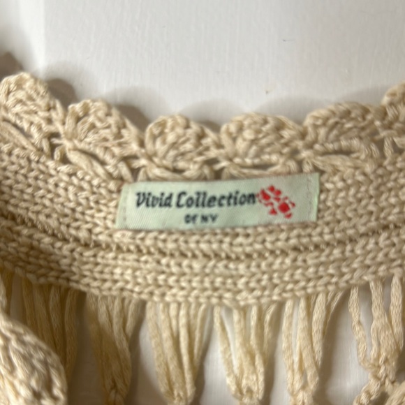 Vivid Collection of NY Small Beige Crochet Fringe Sweater Topn - Picture 3 of 6